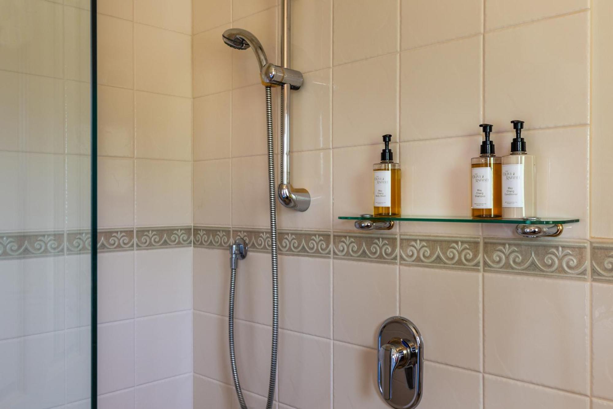 Olive Rabbit - Boutique Bed & Breakfast Turangi Buitenkant foto