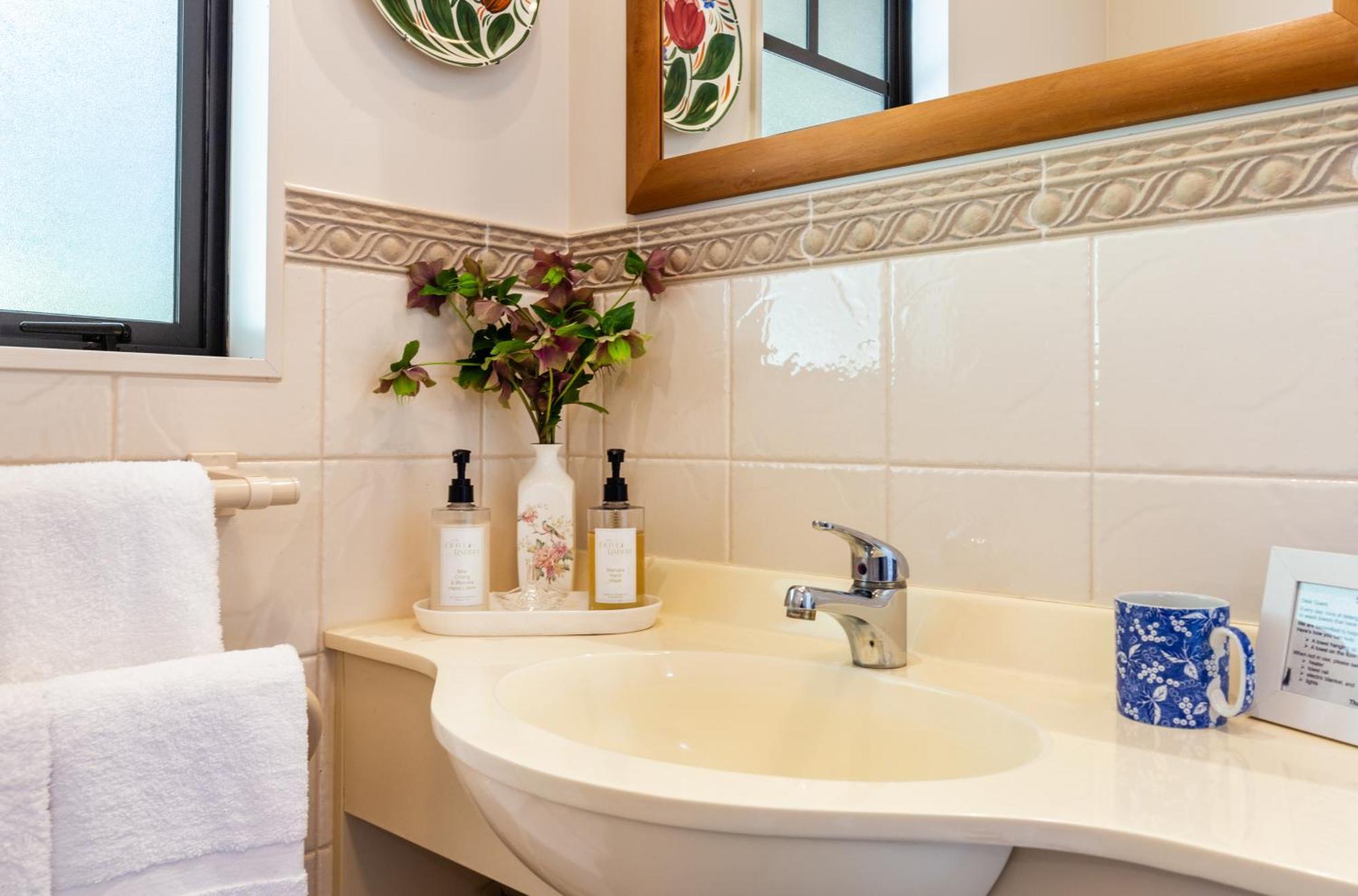 Olive Rabbit - Boutique Bed & Breakfast Turangi Buitenkant foto