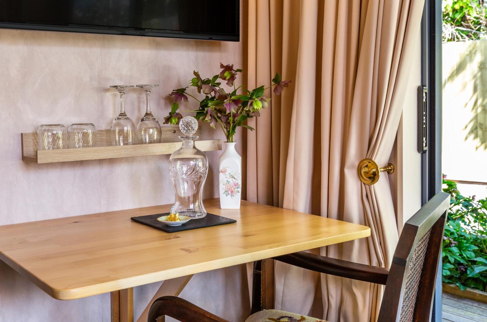 Olive Rabbit - Boutique Bed & Breakfast Turangi Buitenkant foto