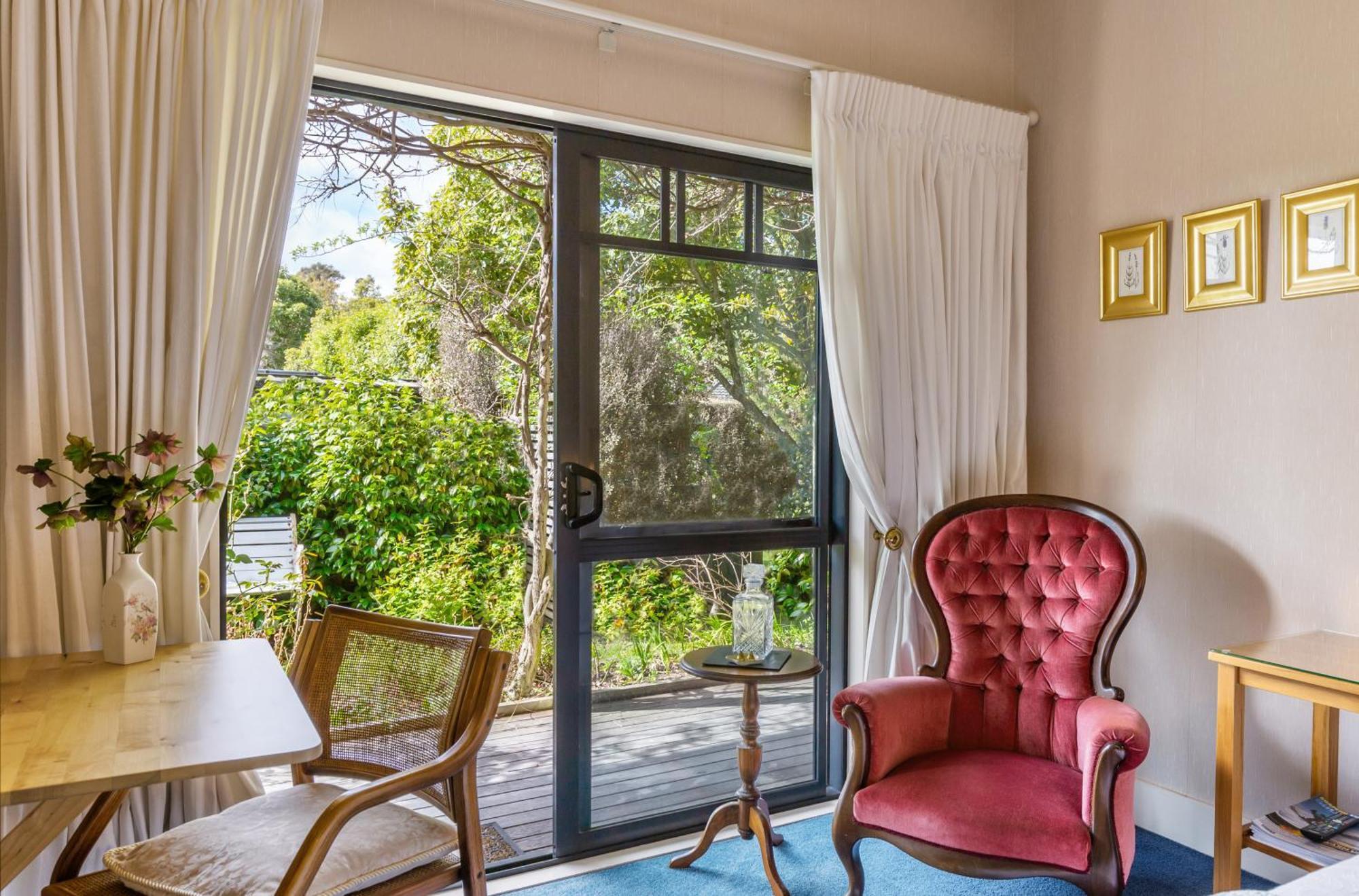 Olive Rabbit - Boutique Bed & Breakfast Turangi Buitenkant foto